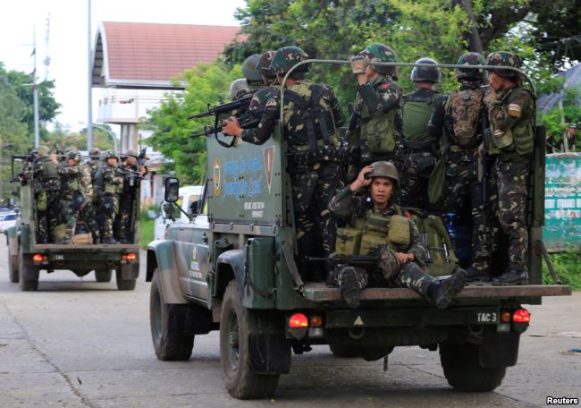 फिलिपिन्सको सरकार सेना र मुस्लिम विद्रोहीबीच झडप हुँदा ४४ लडाकूको मृत्यु