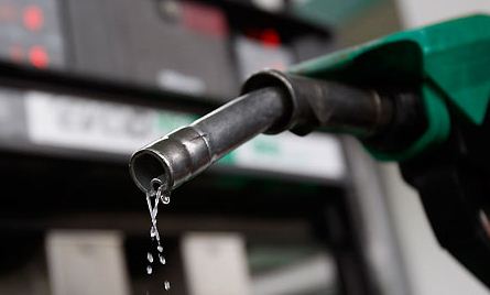 निगमले पुनः बढायो पेट्रोलियम पदार्थको मूल्य, लिटरको कति पुग्यो?