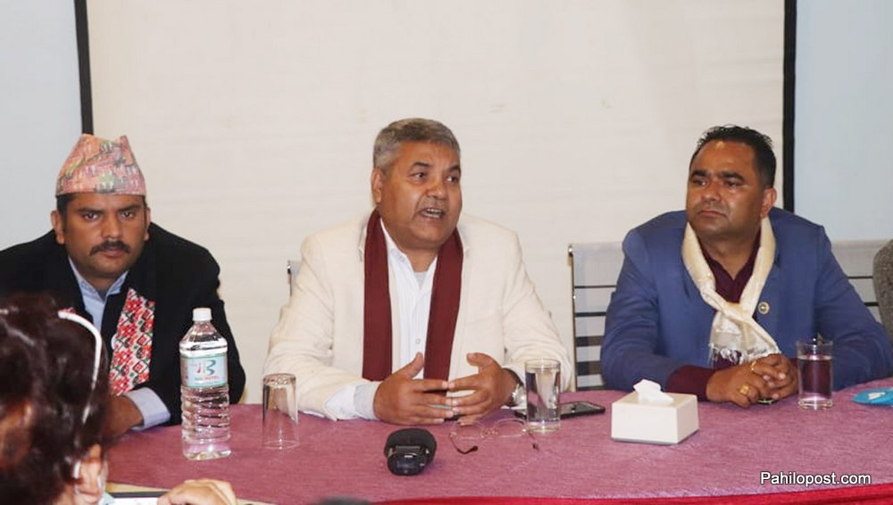 छक्कापन्जा गरेर ओलीलाई हटाउन सकिन्न : गोकुल बास्कोटा