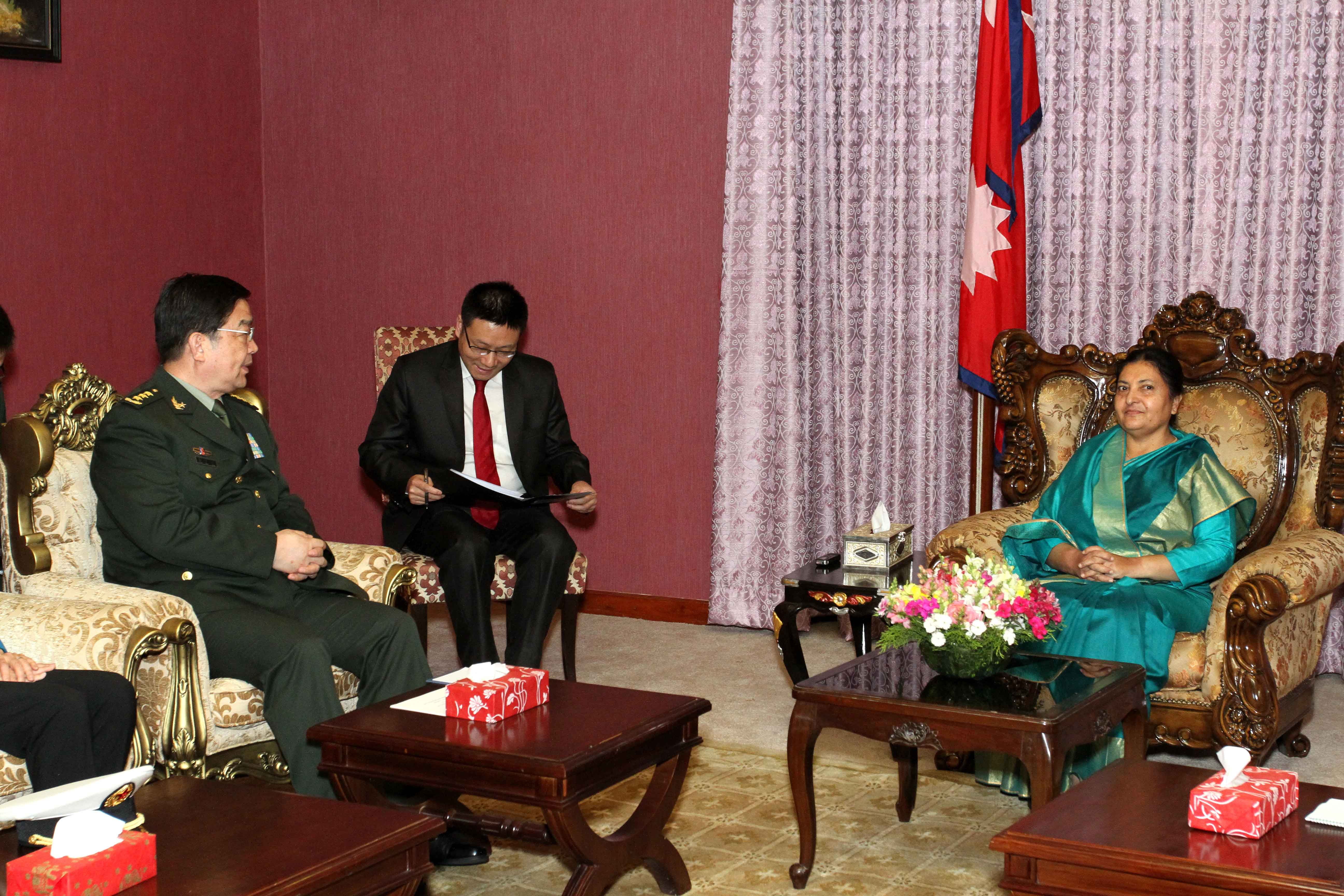 राष्ट्रपति भण्डारी र चिनियाँ रक्षामन्त्रीबीच भेट, नेपाल-चीनबीचको सम्बन्धबारे छलफल