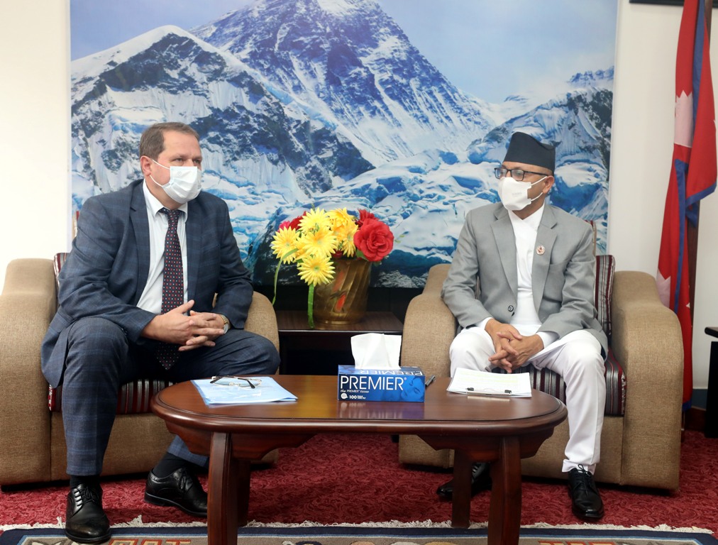 नेपाललाई कोरोना भ्याक्सिन उपलब्ध गराउन रुस तयार, नोभेम्बरबाट बजारमा आउने