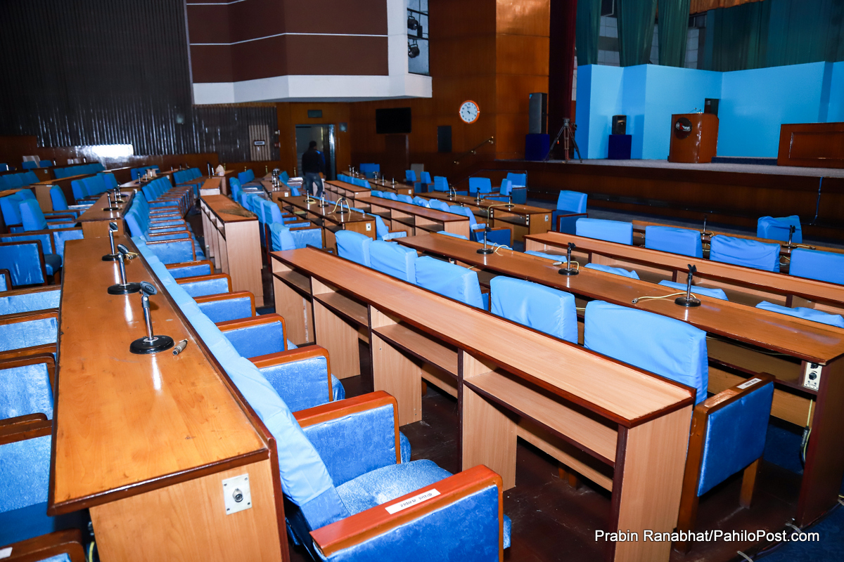 संसदमा अब उचाल्न नमिल्ने कुर्सीः यस्तो बन्दैछ प्रतिनिधि सभाको नयाँ हल, हेर्नुस् फोटोमा