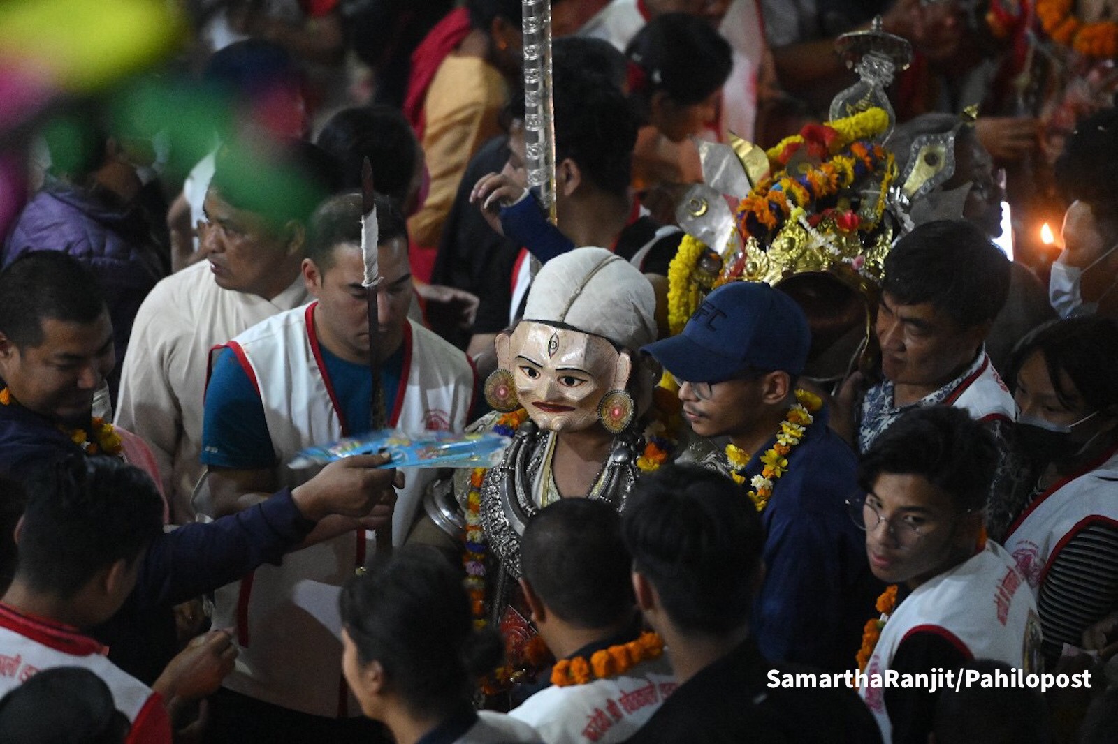 १२ वर्षे श्वेतकाली जात्रा : लोकउद्धारका लागि नगर परिक्रमामा निस्किए ङतभुलु अजिमा