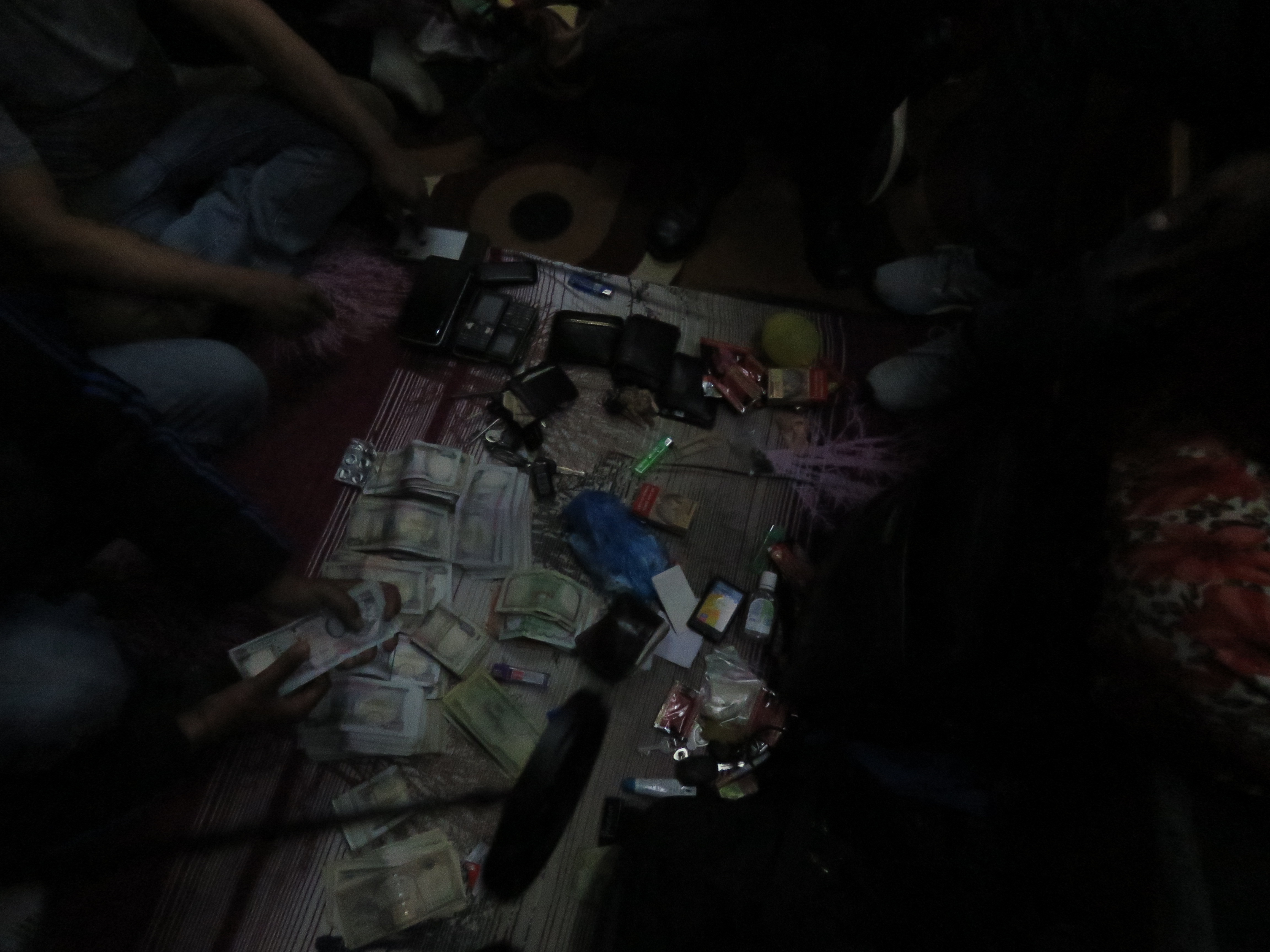 ललितपुरको जुवा खालमा प्रहरीको छापा, १७ जना जुवाडे समातिए