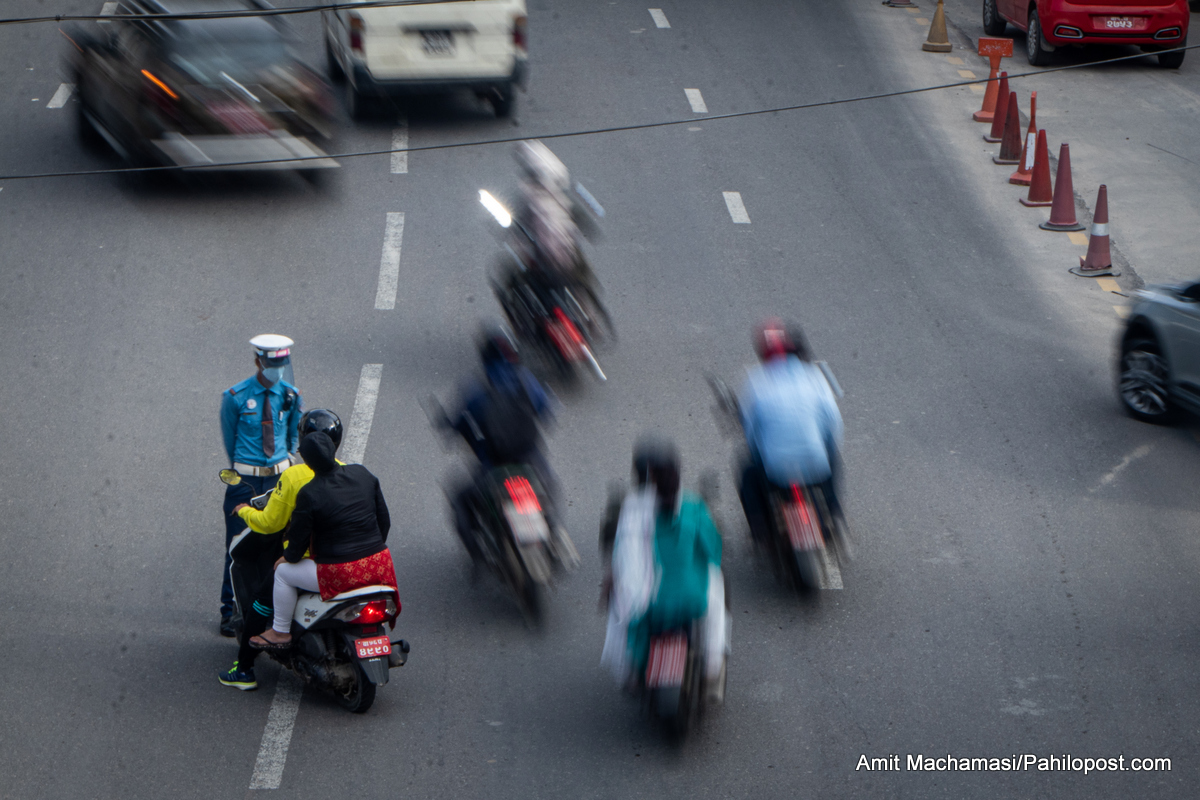 तिहार लक्षित सडक सुरक्षा योजनाः दिउँसो पनि माापसे चेकिङ