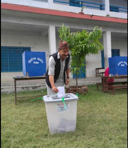 राप्रपा अध्यक्ष कमल थापाद्वारा मतदान