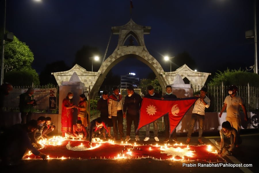 निशान छापमा नयाँ नक्सा प्रस्ताव पारित भएपछि देशभर दीप प्रज्वलन गरी मनाइयो खुसीयाली