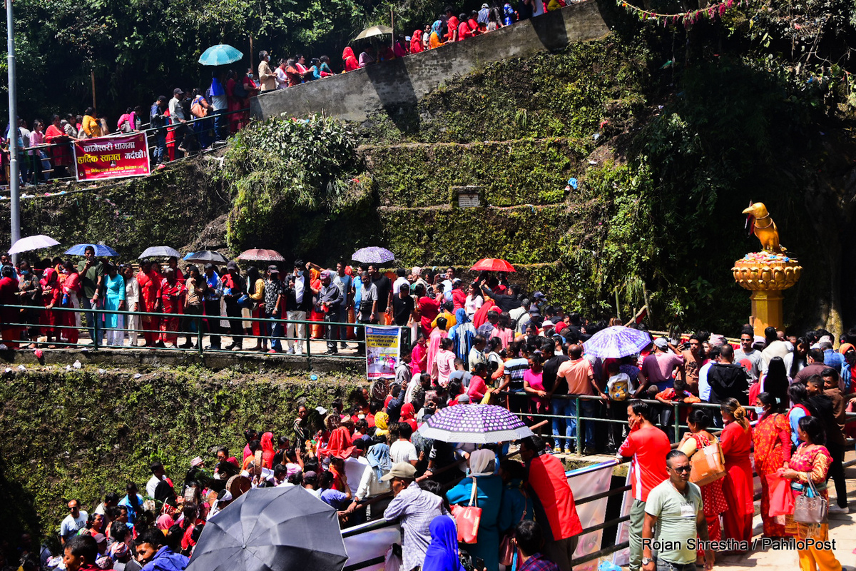 कागे अष्टमीको अवसरमा कागेश्वरीमा मेला, भक्तजनको भिड