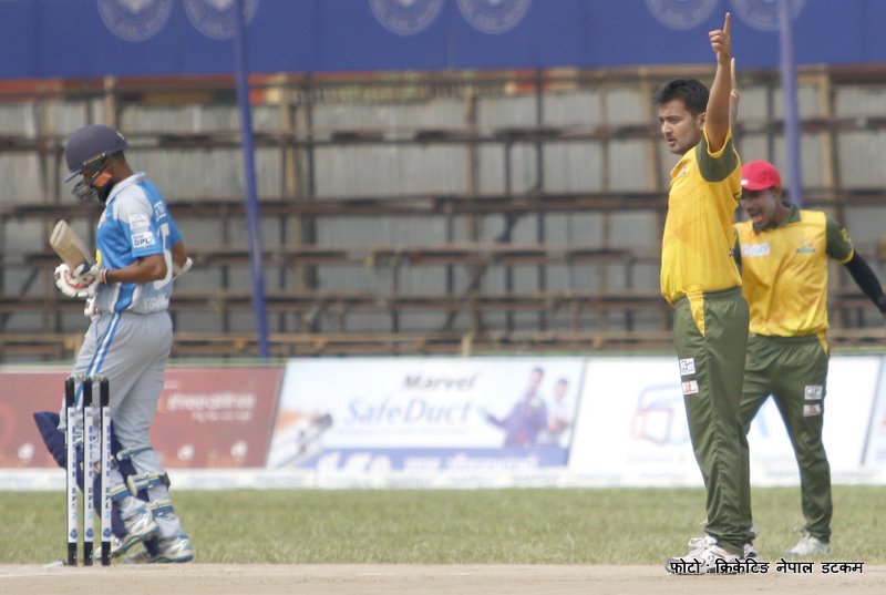 डीपीएल : साविक विजेता टिम चौराह धनगढीको लगातार दोस्रो जित, हेर्नुस् फोटोमा