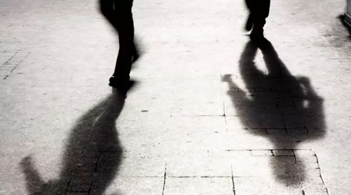 ऋण झिकेर घर फर्किन नपाउँदै बाटोमै लुटियो चार लाख रुपैयाँ