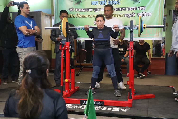 अनिता र राजले जिते पावरलिफ्टिङ्गको उपाधि