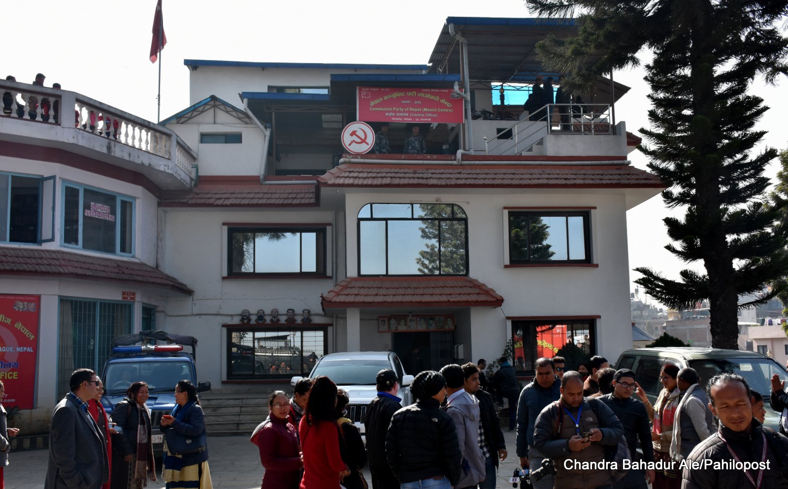 देउवा सरकारले ढिलासुस्ती र राजश्व दुरुपयोग गरेको आरोप लगाउँदै माओवादी मन्त्रीले छाडे सरकार
