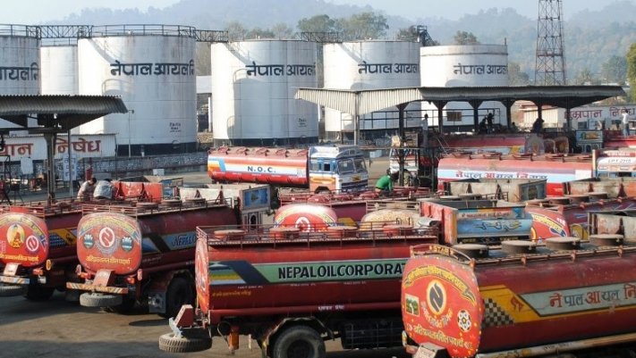 ट्यांकरको लकिङ सिस्टम कसरी भयो फेल? डिजल बोकेर आएका चार ट्यांकरमा मिसावट फेला