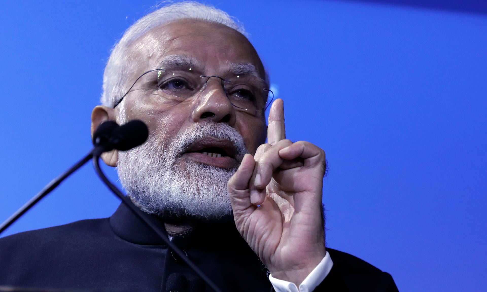 ओलीपछि भारतमा मोदीले पनि खुल्ला दिसामुक्त मुलुक घोषणा गर्दै, 'स्वच्छ भारत'को नाममा हिंसा गरेको आरोप