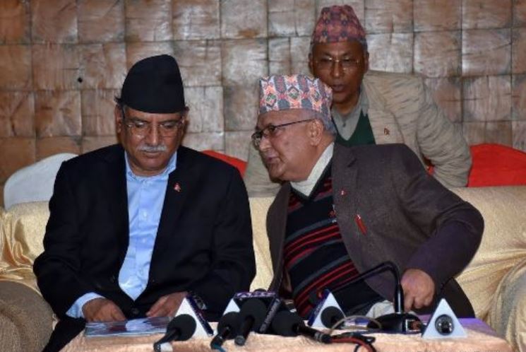 एमाले र माओवादीको संसदीय दलको संयुक्त बैठक बस्दै, ओली र प्रचण्डले सम्वोधन गर्ने
