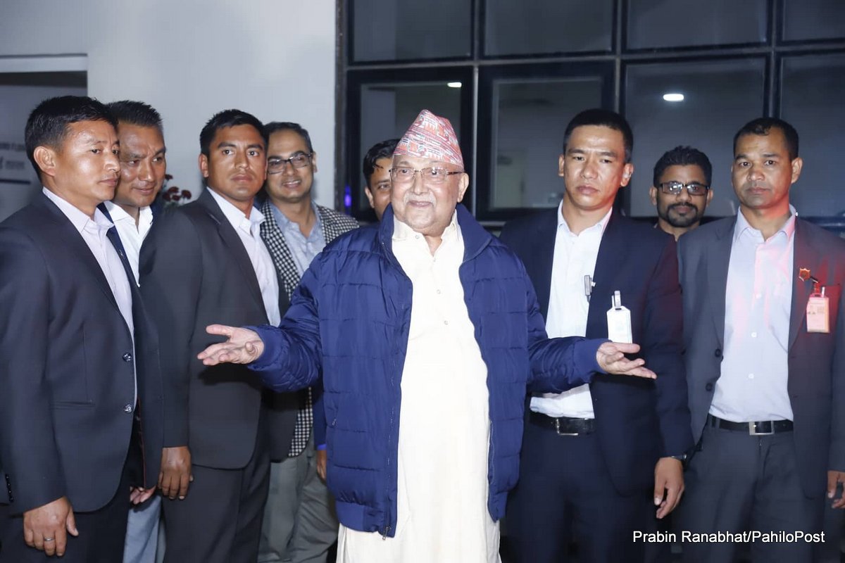 स्वास्थ्य परीक्षणका लागि प्रधानमन्त्री ओली ग्राण्डीमा