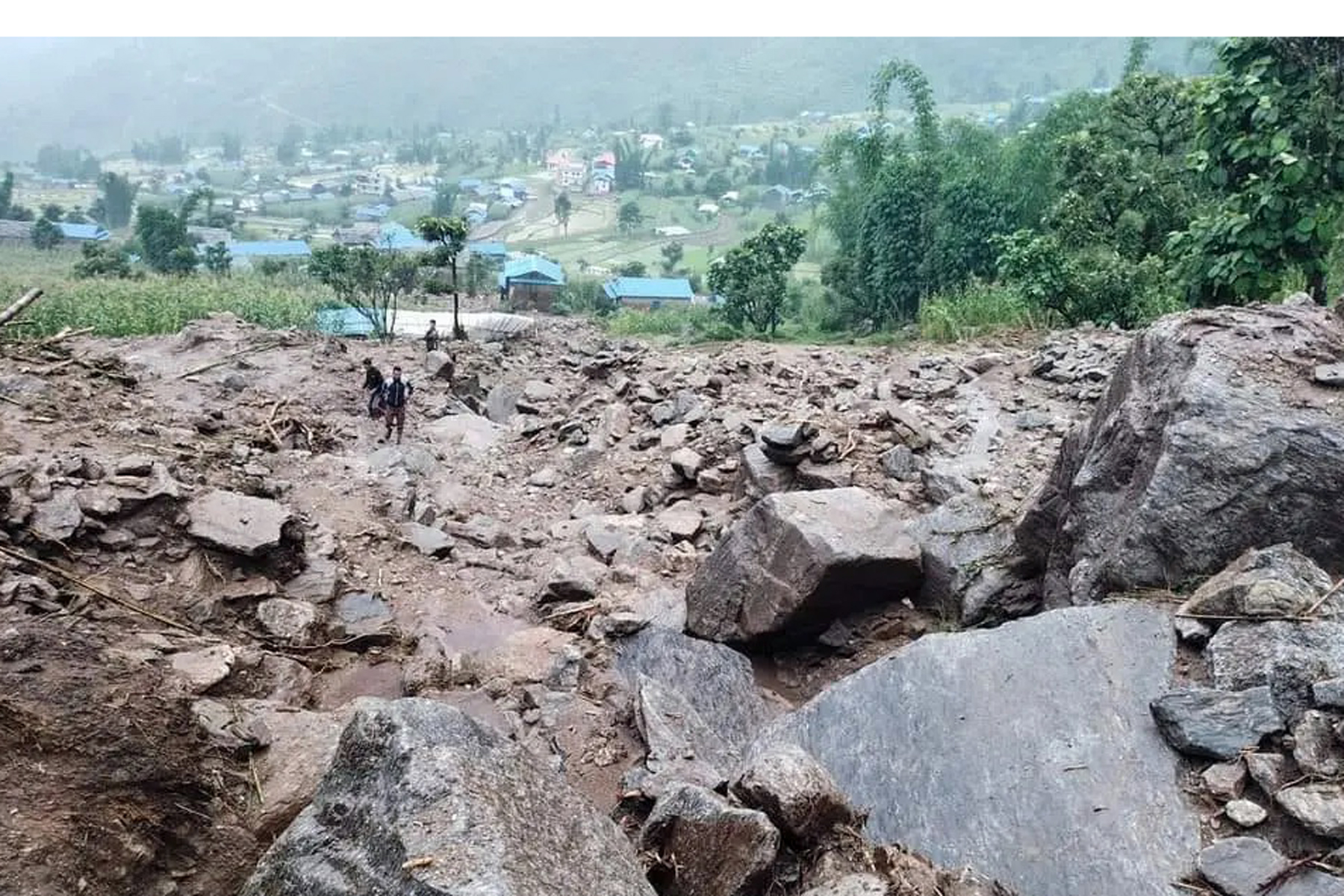 ओखलढुङ्गामा पहिरो : मृतकको सङ्‍ख्या चार पुग्यो