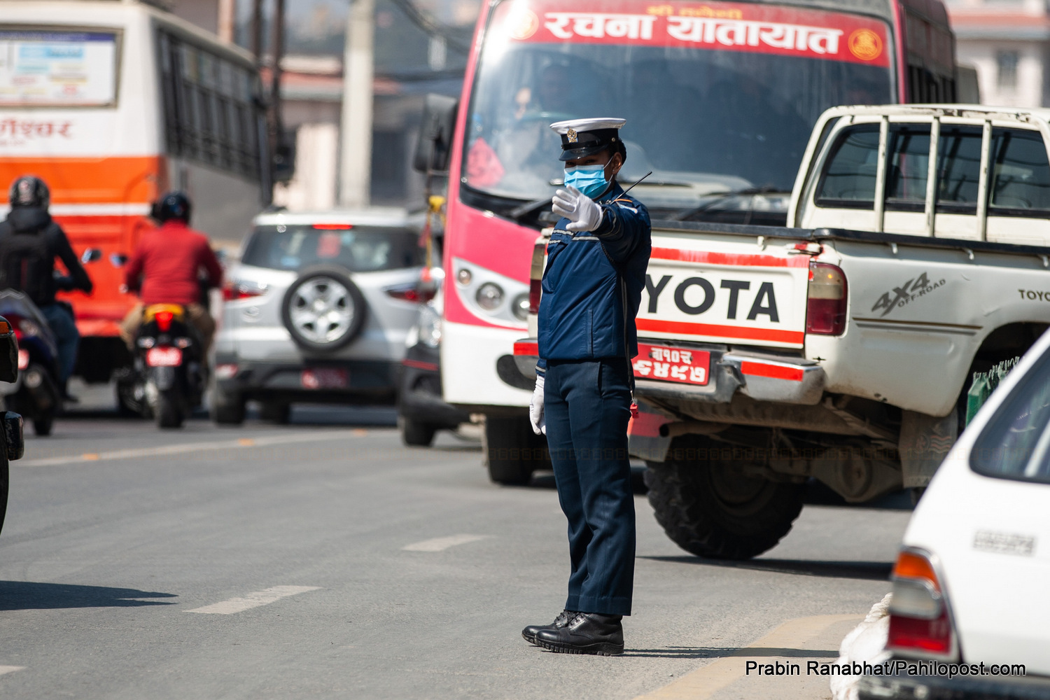 सोमबारमात्र काठमाडौं उपत्यकामा ३ हजार १ सय सवारी चालक कारबाहीमा