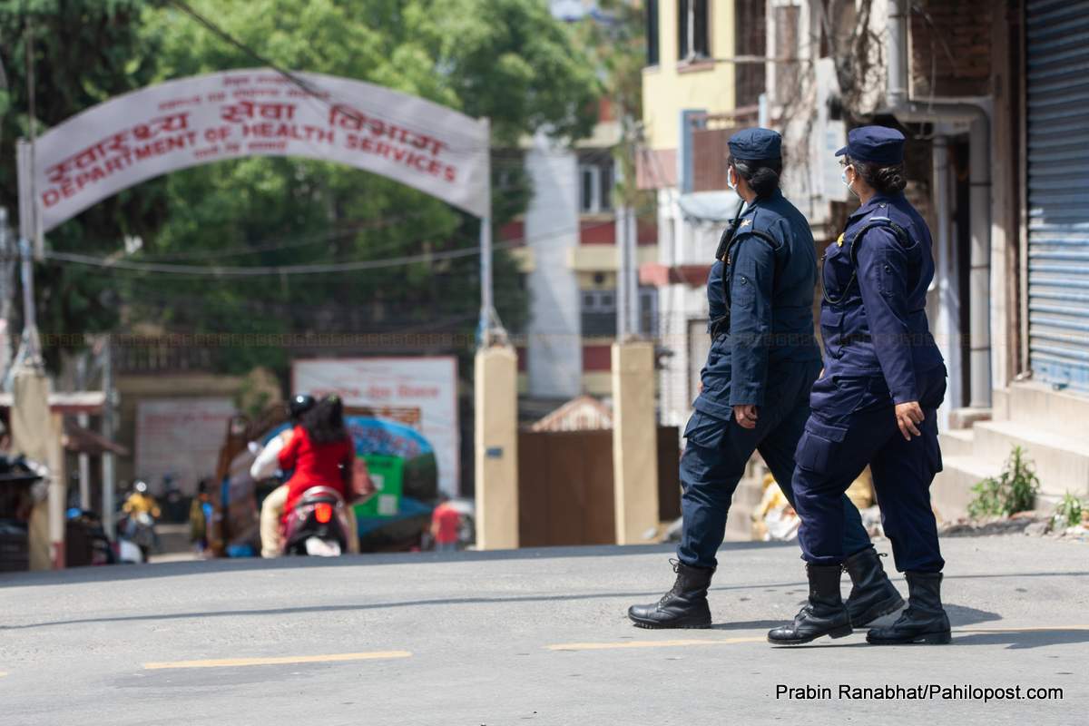 दुई डीआइजीसहित ६ सय भन्दा धेरै प्रहरीमा कोरोना : कुन प्रदेशमा कति प्रहरीमा एक्टिभ केस?