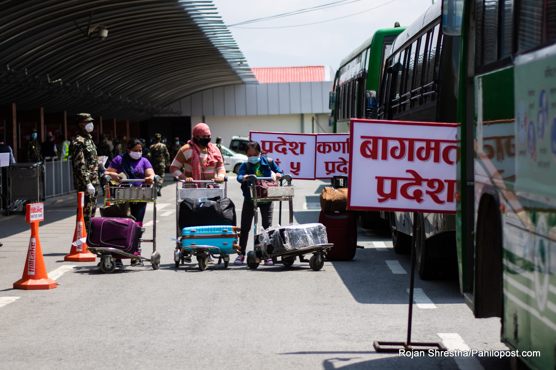 कुवेतबाट आइपुगे १५० नेपाली, सेनाले पुर्‍यायो होल्डिङ सेन्टर