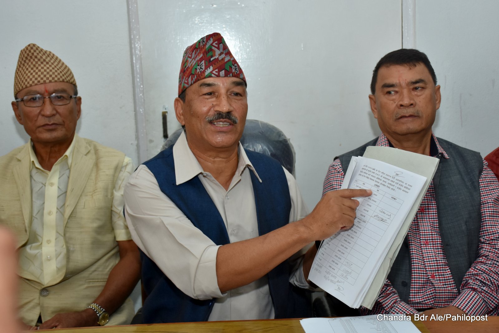राप्रपा भन्छः ‘आयोगले गल्ती गर्‍यो, आइतबार सर्वोच्च जान्छौँ’
