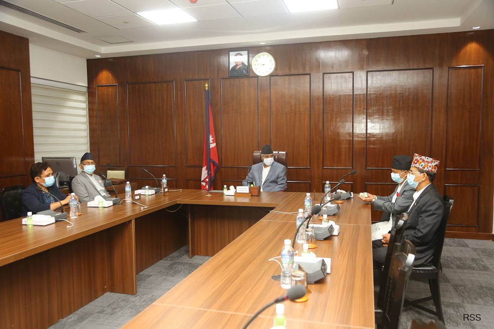 यी हुन् देउवा क्याबिनेटको पहिलो निर्णय : कोभिड विशेष सल्लाहकार नियुक्त गरिने, सबैलाई नि:शुल्क खोप