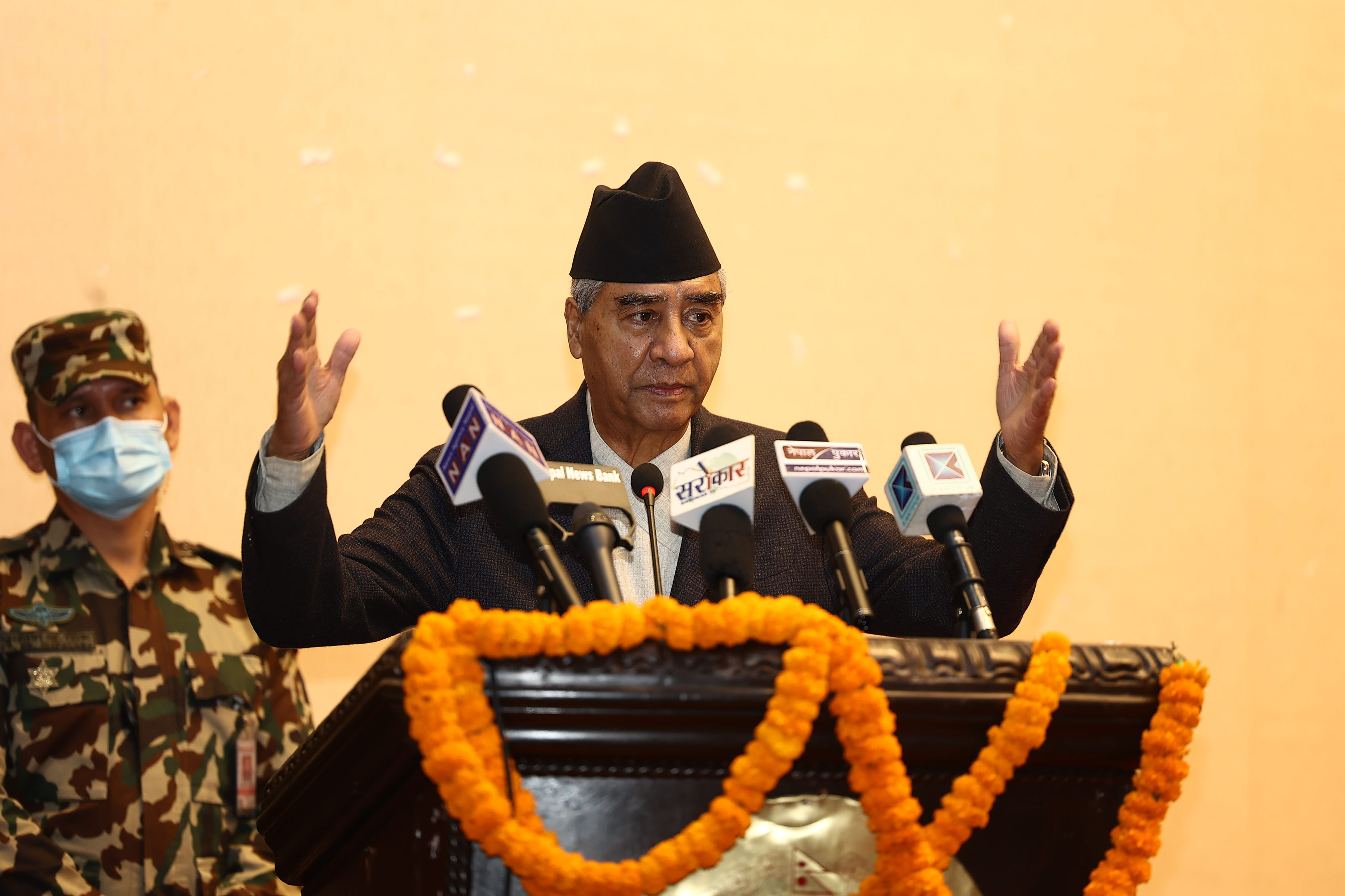 पार्टी नेताहरुलाई देउवाको सुझावः ‘अरुको पार्टीको चिन्ता नगर्नुस्, बुढापाकालाई अर्ती नदिनुस् ’