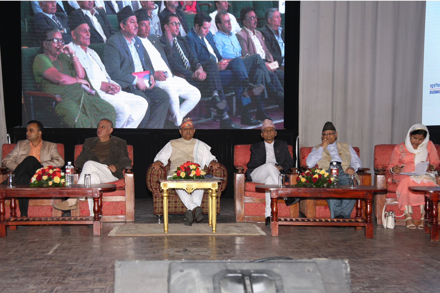 पूर्वराष्ट्रपतिको चिन्ताः निर्वाचनमा पैसावालले टिकट पाए, निष्ठावानले पाएनन्