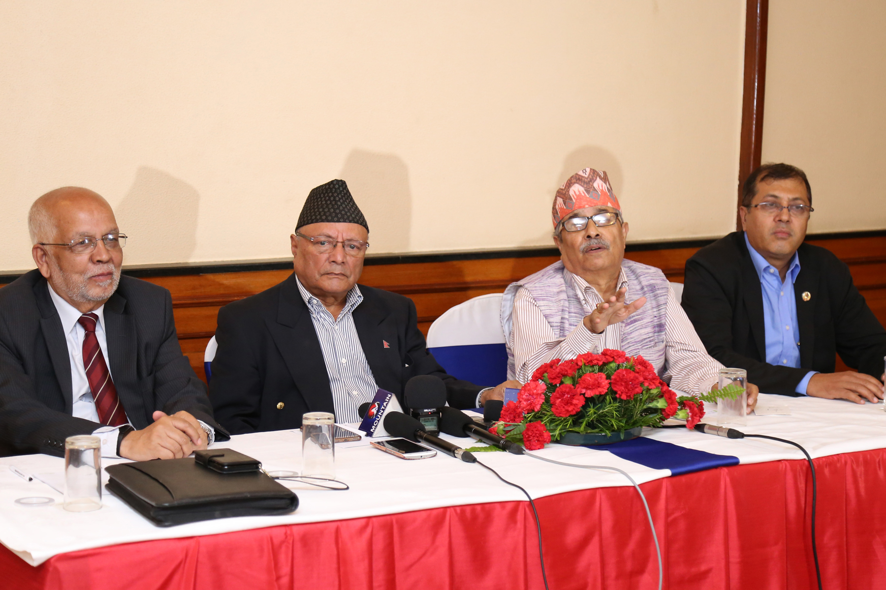 ठोस निष्कर्ष विना सकियो नेपाल–भारत प्रबुद्ध समूहको बैठक