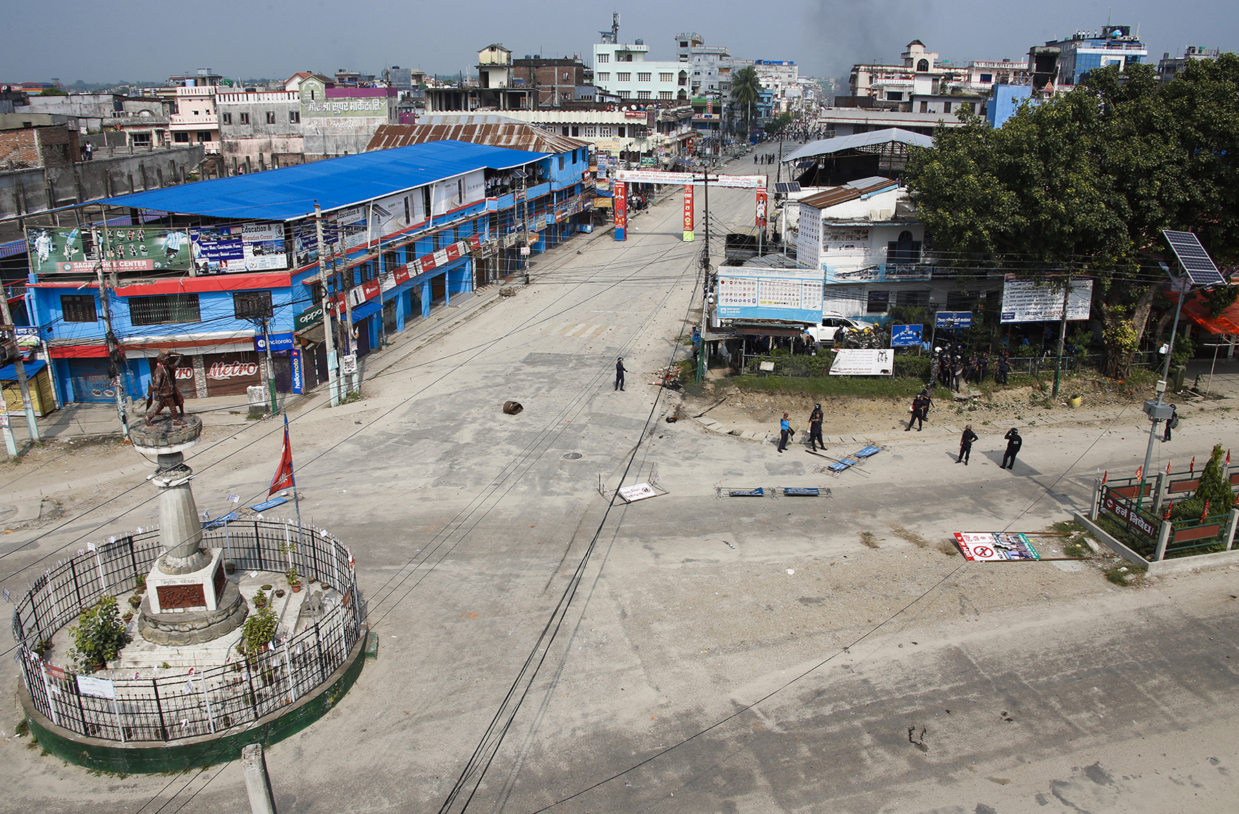 बिर्तामोडमा सर्वदलीय बैठकः मृतकका परिवारलाई दश लाख रुपैयाँ उपलब्ध गराउन गृहलाई अनुरोध गरिने