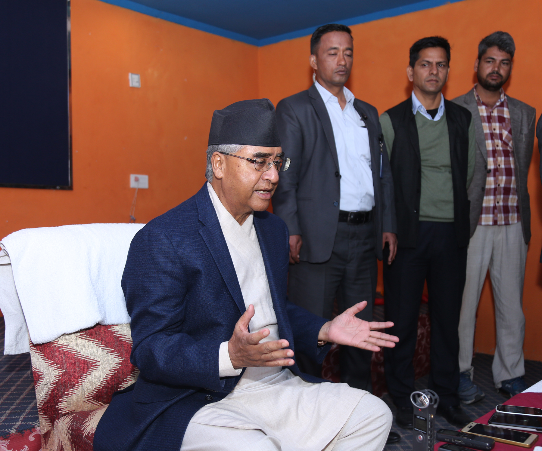 ‘उनीहरुले भनेर हुन्छ ? ज्योतिषले सातपटक प्रधानमन्त्री हुन्छस् भनेको छ’ : प्रधानमन्त्री