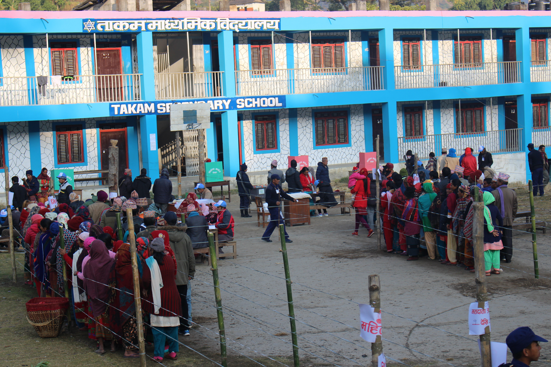 म्याग्दीको रघुगंगा गाउँपालिकामा ११२ वर्षीय खड्कबहादुर भण्डारीद्वारा मतदान