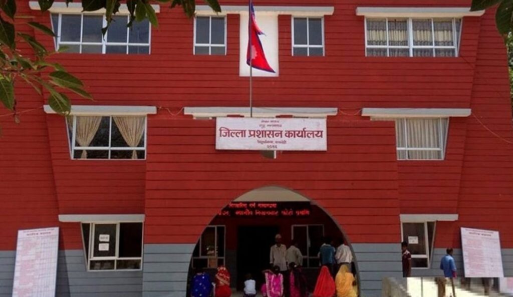 रुपन्देही प्रशासनले भन्यो : बिना जानकारी सिलिण्डर राखे कारवाही