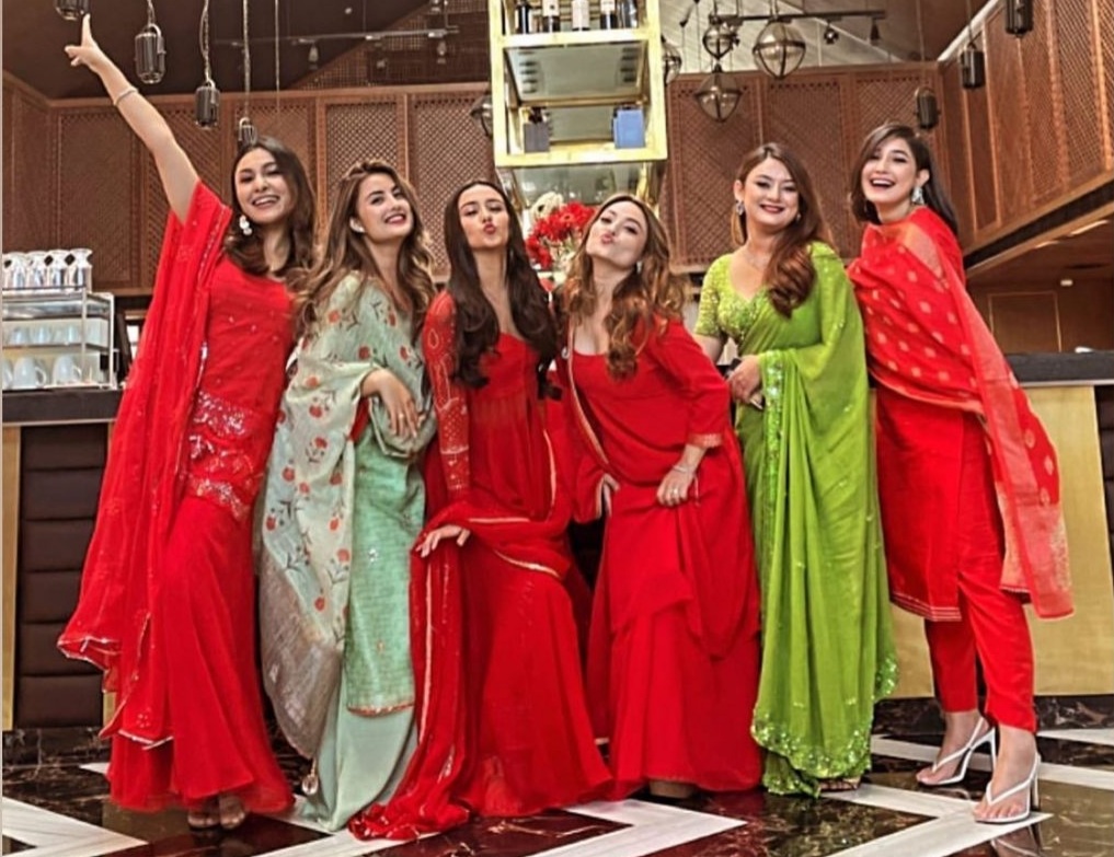 अभिनेत्री र मिस नेपालले मनाए प्री-तीज पार्टी