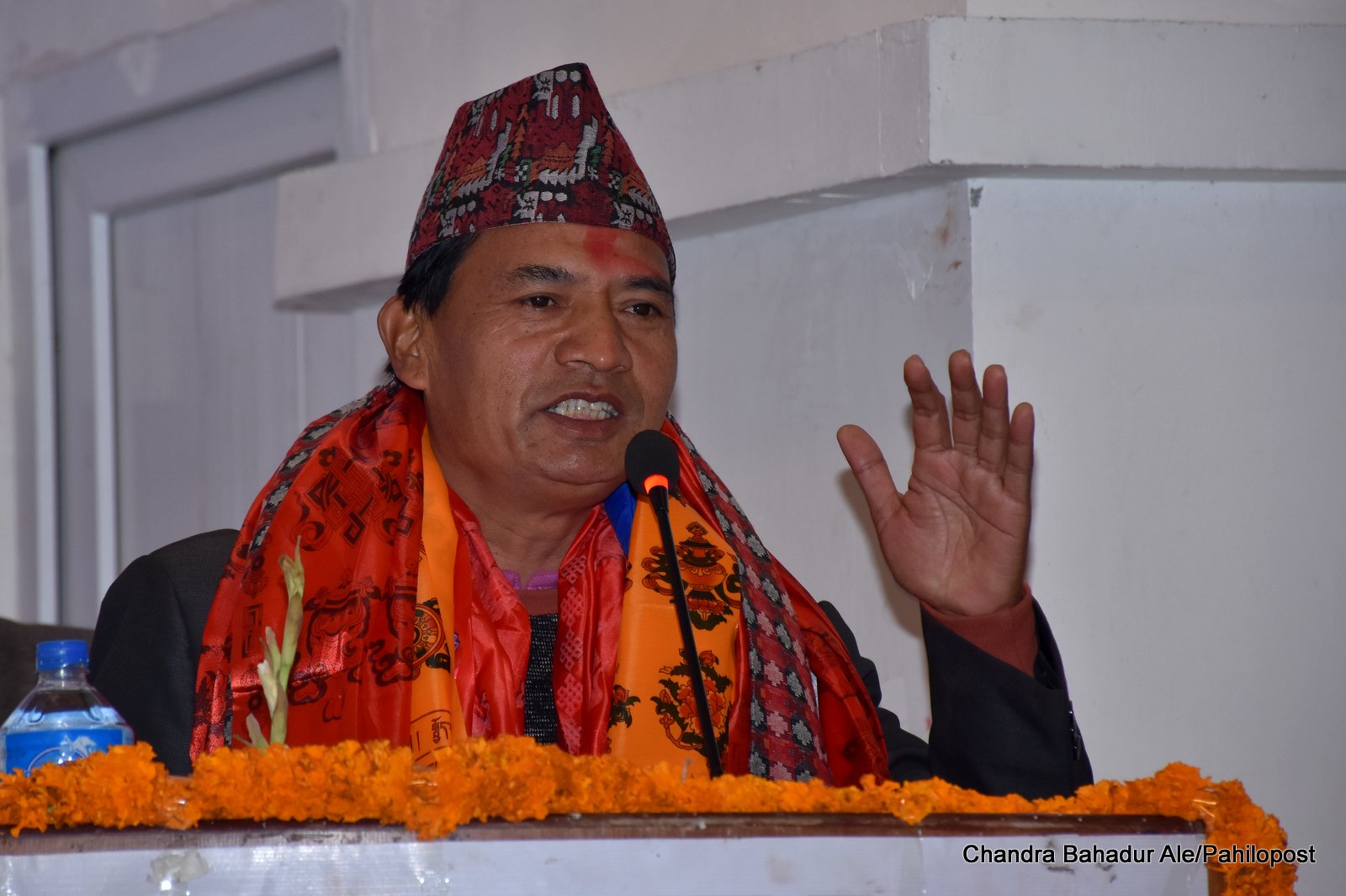 सिन्धुपाल्चोककै सांसदको प्रश्न : आयातमात्रै गर्ने हो भने किन खोल्ने तातोपानी नाका?