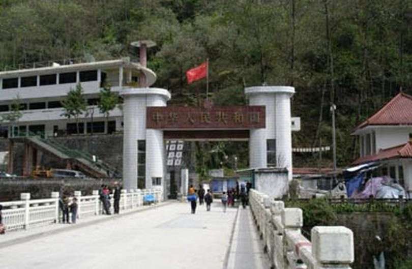 असोज १९ बाट तातोपानी नाका खुल्ने, दिनमा १६ कन्टेनरको कोटा