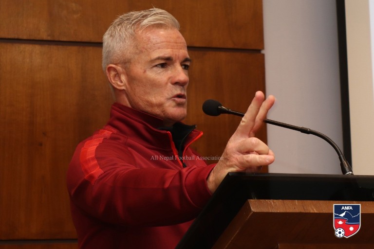 महिला फुटबल टोलीका प्रशिक्षक फिलिप्स भन्छन्: हङकङ र फिलिपिन्सलाई हराउँदै एसियन कप पुग्ने लक्ष्य छ