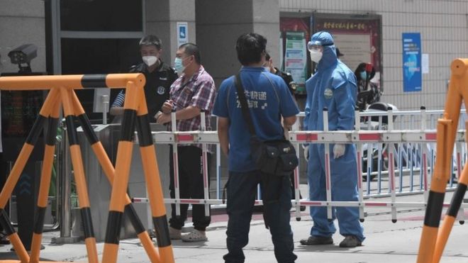 चीनमा कोरोनाको दोस्रो लहर : सपिङ मार्केटबाट भाइरस फैलिएको अनुमान, बेइजिङमा भेटिए ३६ नयाँ संक्रमित