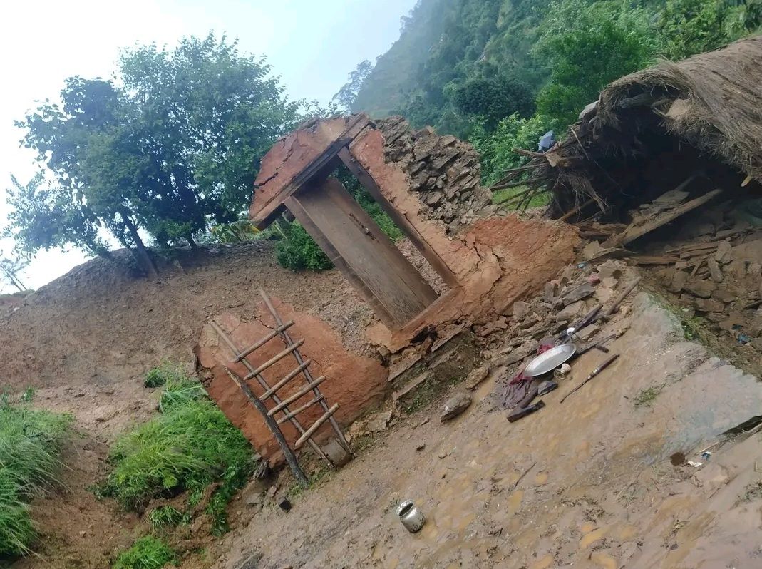 सुदूरमा पहिरो र डुबानको कहर : अछाममा १७ जनाको मृत्यु