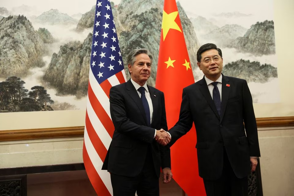 चीन-अमेरिका संवादहिनतामा 'आइसब्रेक' : पाँच वर्षपछि अमेरिकी विदेशमन्त्री बेइजिङमा