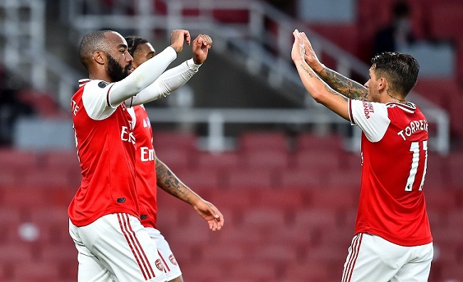 च्याम्पियन लिभरपुल आर्सनलसँग पराजित