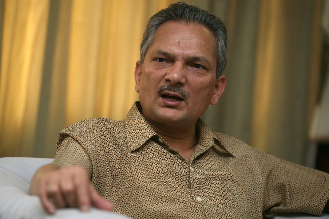 प्रधानमन्त्रीको सम्बोधनको 'वेमौसमी बाजा'लाई लिएर पूर्व प्रम भट्टराईले भने : अलोकतान्त्रिक र असहिष्णु
