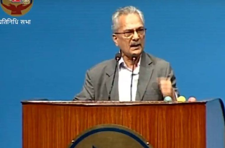 मोदीको स्वागतमा कन्जुस्याई नगरौं : बाबुराम भट्टराई