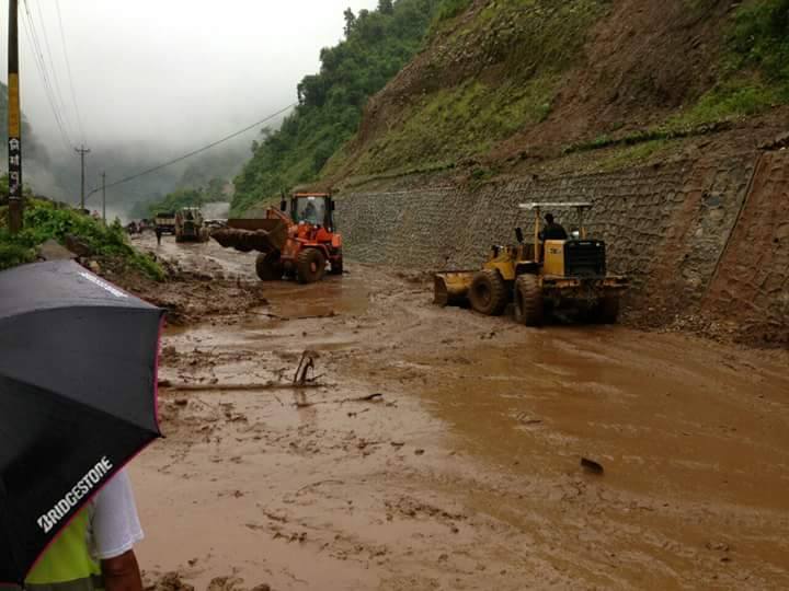 नारायणगढ – मुग्लिन सडकखण्ड दुईतर्फी सञ्चालनमा, मुग्लिन- नौविसे पनि खुल्यो
