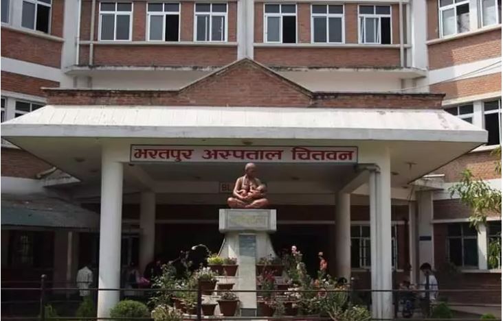 भरतपुरका अस्पतालहरुमा कोभिड-१९: स्वास्थ्यकर्मी र बिरामीमा धमाधम संक्रमण