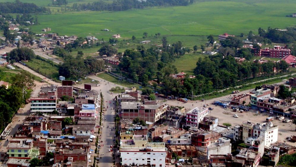 सुर्खेतमा भोलिदेखि बजार खुल्ने: उद्योग वाणिज्य संघले भन्यो, 'लकडाउनलाई अब थेग्न सक्दैनौँ'