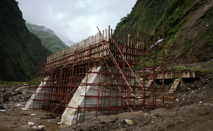 तातोपानी नाका खोल्न धमाधम कामः चीनले बनाउँदैछ सडक र पुल, नेपालतर्फको काम सुस्त