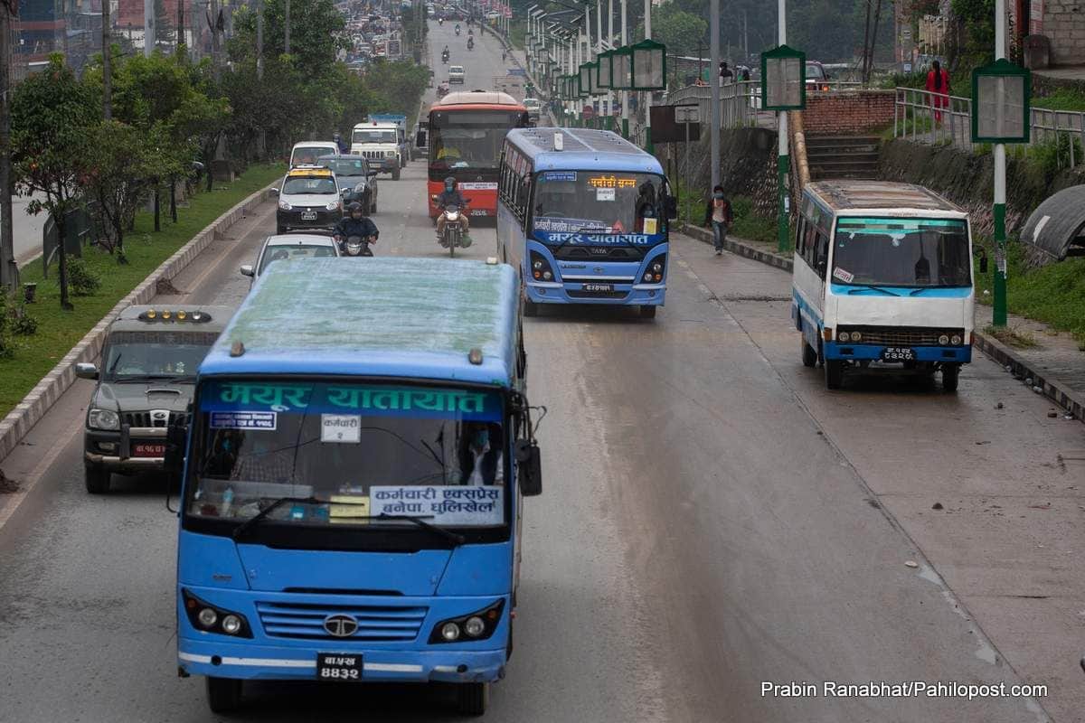 काठमाडौ उपत्यकाभित्र निषेधाज्ञा थप गर्न सिडिओको बैठक बस्दै, लामो दुरीका सार्वजनिक सवारी खोल्ने तयारी