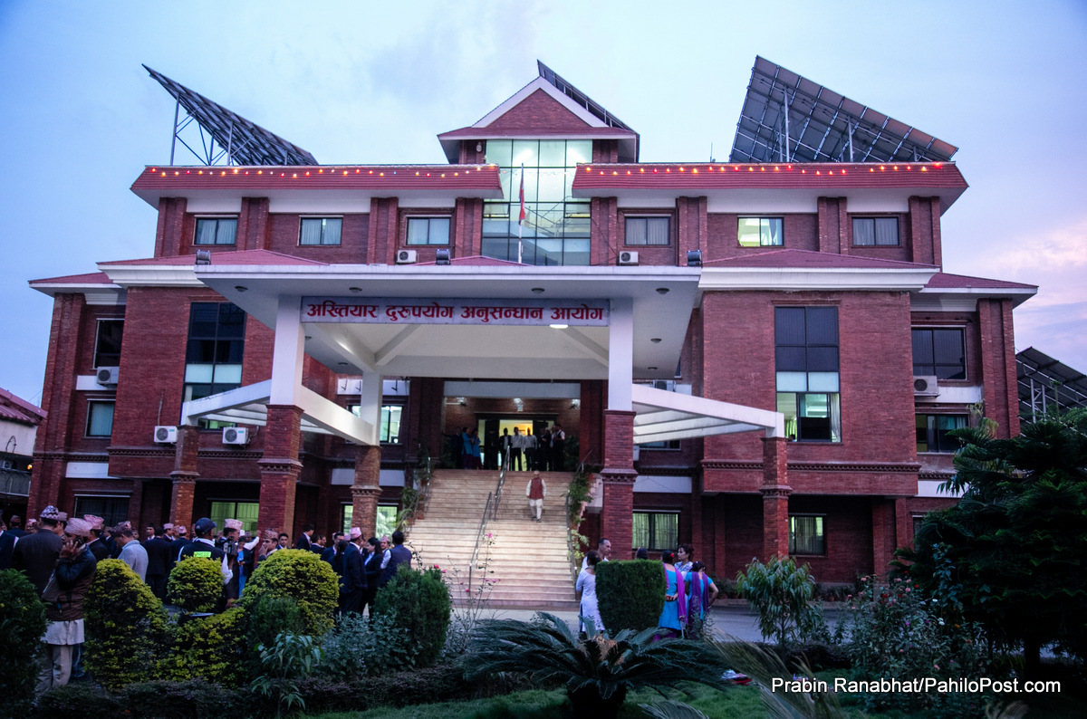 ठेकेदारसँग घुस लिने इन्जिनियर गिरीविरुद्ध भ्रष्टाचार मुद्दा दायर, १८ लाख ५० हजार बिगो दाबी