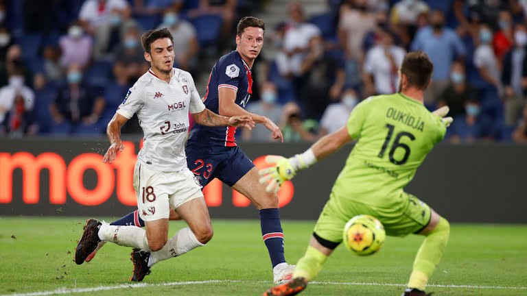 लिगवानको जारी सिजनमा पीएसजीको पहिलो जित, नेइमार दुई खेलका लागि निलम्बित